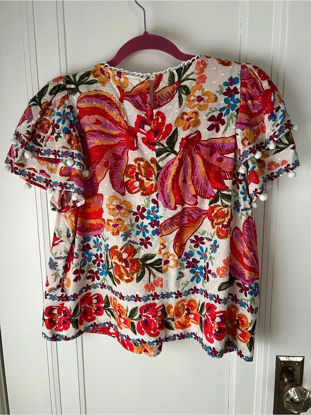 FARM Rio White Floral Embroidered Puff Sleeve Top with Multicolor Blooms